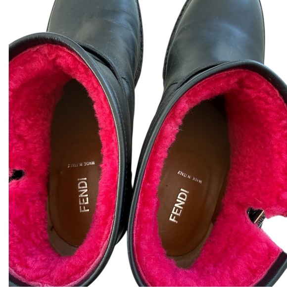 FENDI Black Leather Moto Boots w Fuchsia Shearling Trim - Picture 3 of 4